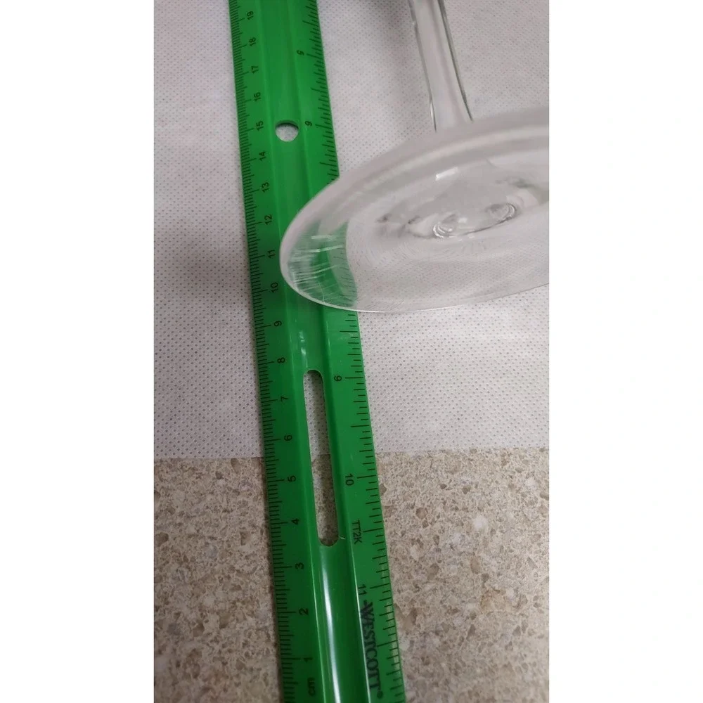 Lilly Pulitzer Acrylic Wine Glass- She She‎ Shell